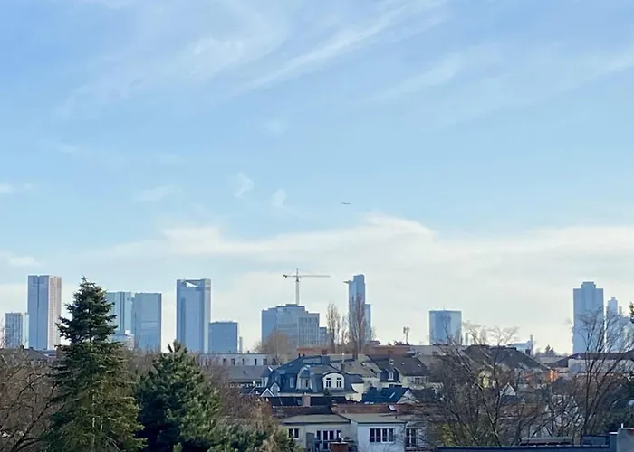 Schönes Erwachen im Frankfurter Penthouse